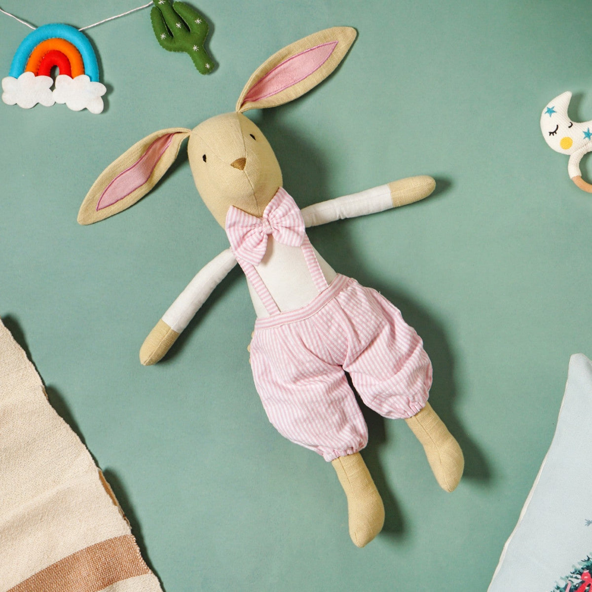 Mr And Mrs Bunny Cuddly Toy Set Of 2 Nestasia
