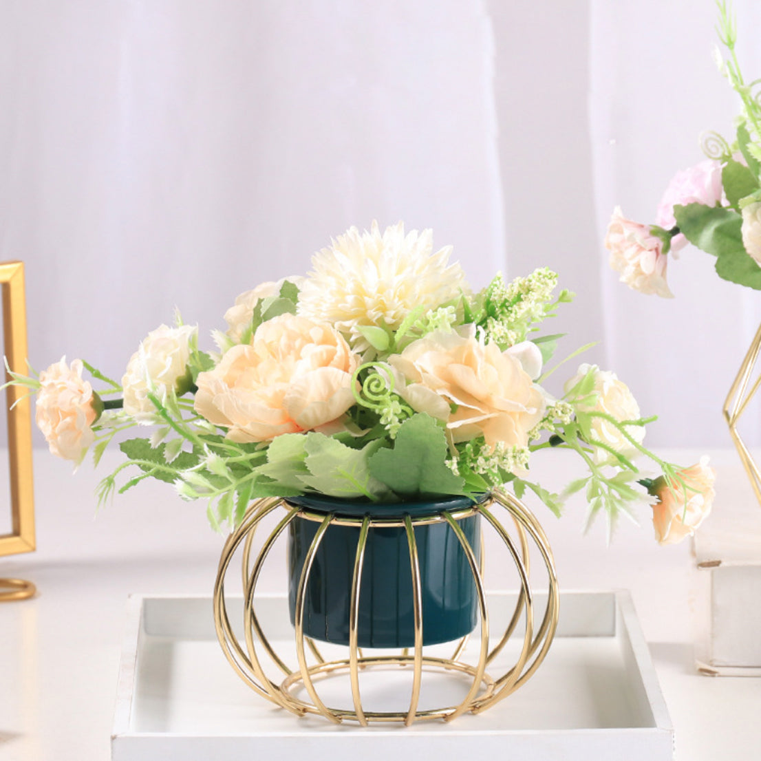 Planter Indoor Nestasia