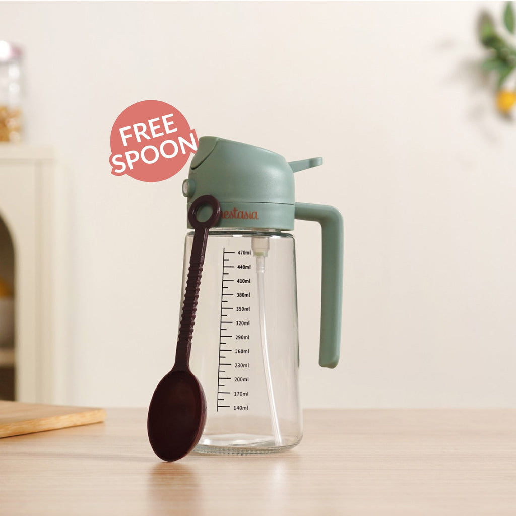 Spray And Pour Oil Dispenser Bottle Green 470ml With Spoon Nestasia