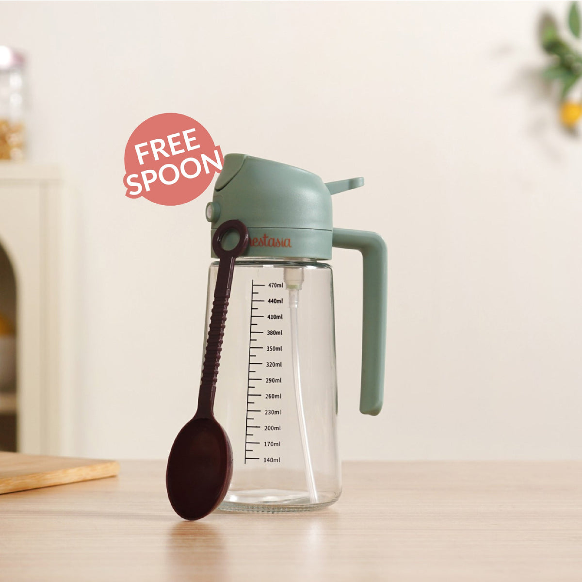 Spray And Pour Oil Dispenser Bottle Green 470ml With Spoon Nestasia