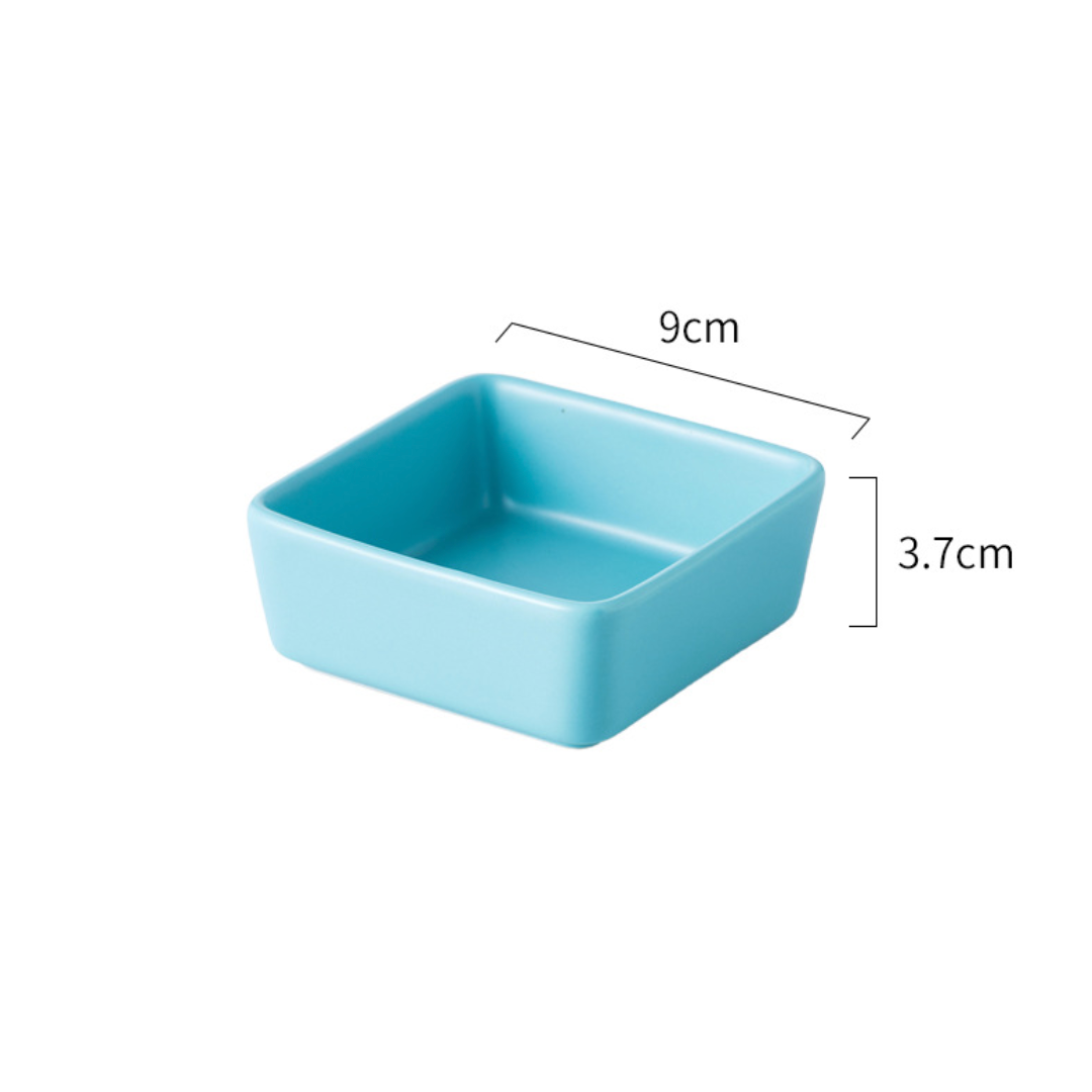 Square Bowls and Wooden Trays Nestasia