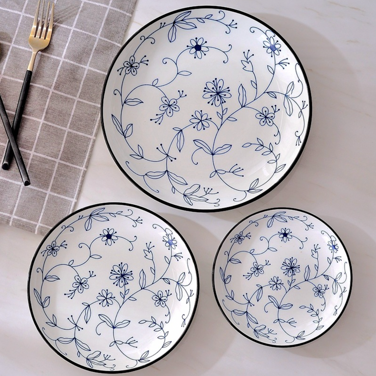 Blue and White Floral Snack Plate Nestasia