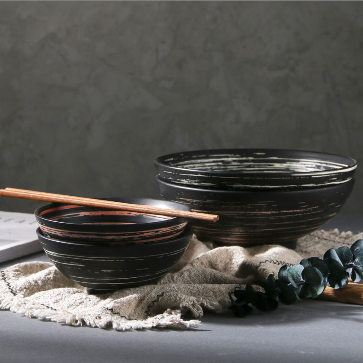 Classic Serving Bowl Nestasia