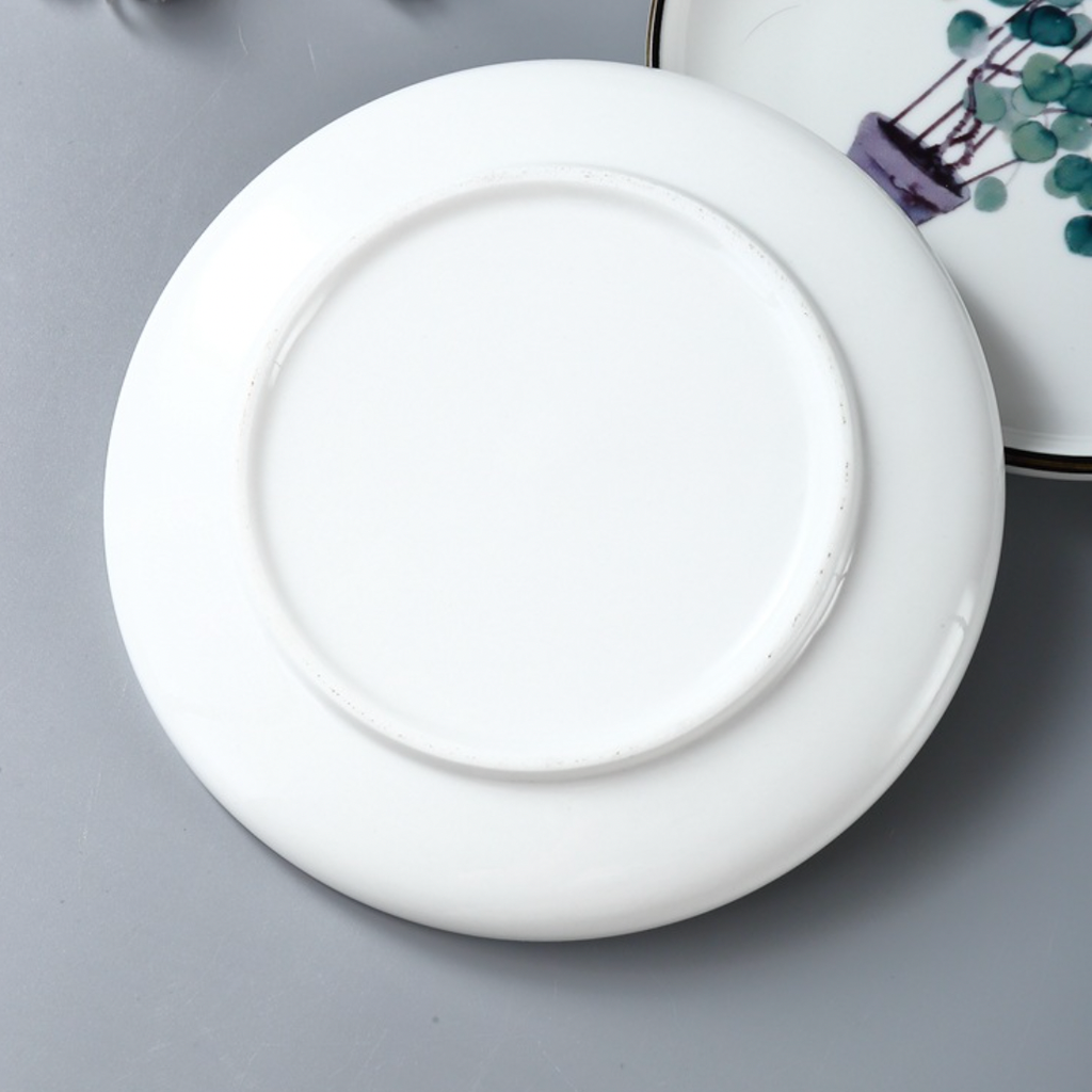 Side Plate With Leaf Motif Nestasia