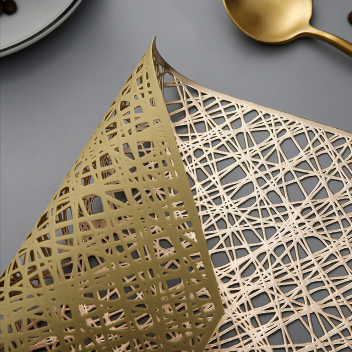 Octagon Placemat Set of 2 Nestasia