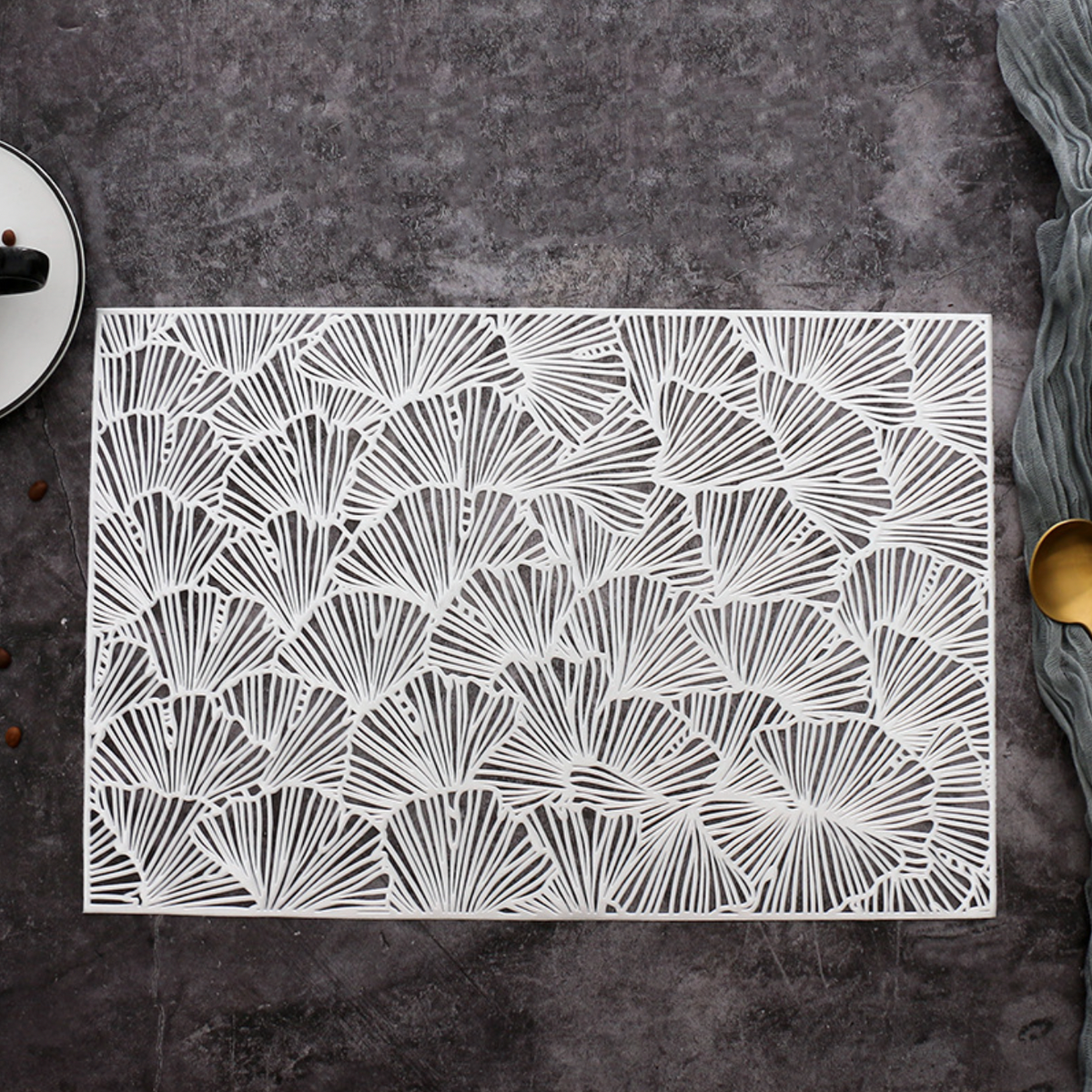 Large PVC Table Mat Set of 2 Nestasia
