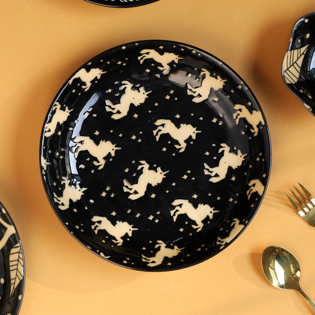 Natura Plates Black Nestasia