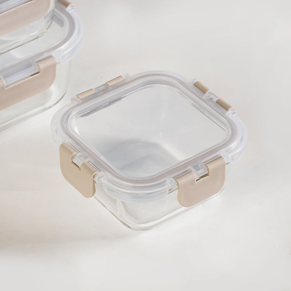 Nestro Airtight Food Storage Square Container Set Of 4 Beige S 300ml M 500ml L 800ml XL 1200ml Nestasia