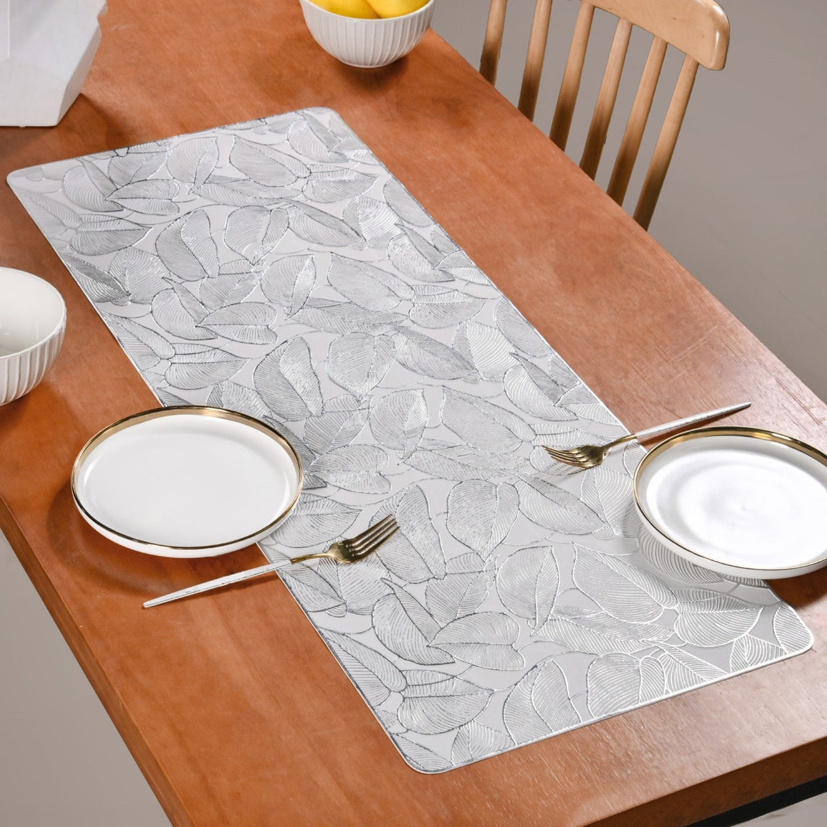 Opulent Leaf Silver Table Runner 91x35cm Nestasia