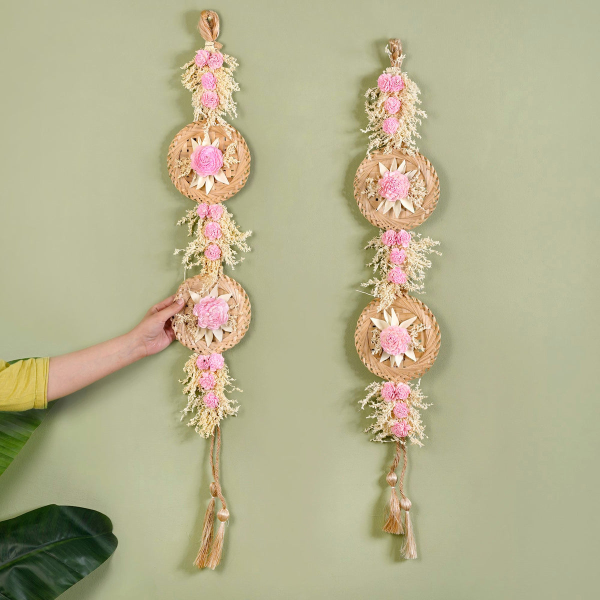Organic Dried Grass Wall Hanging Light Pink Set Of 2 Nestasia