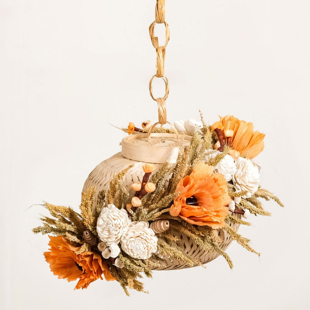 Organic Floral Lantern Orange Nestasia