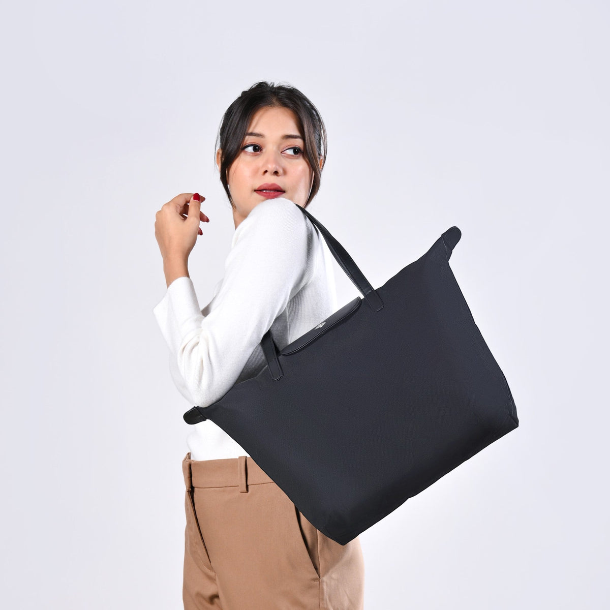 Origami Sleek Black Tote Bag For Women Nestasia