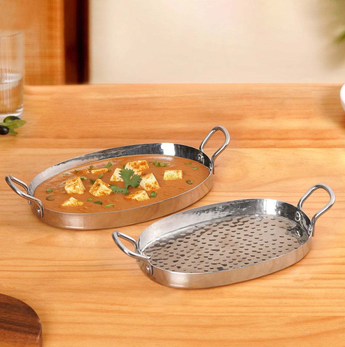 Oval Hammered Stainless Steel Serveware Set Of 2 Nestasia