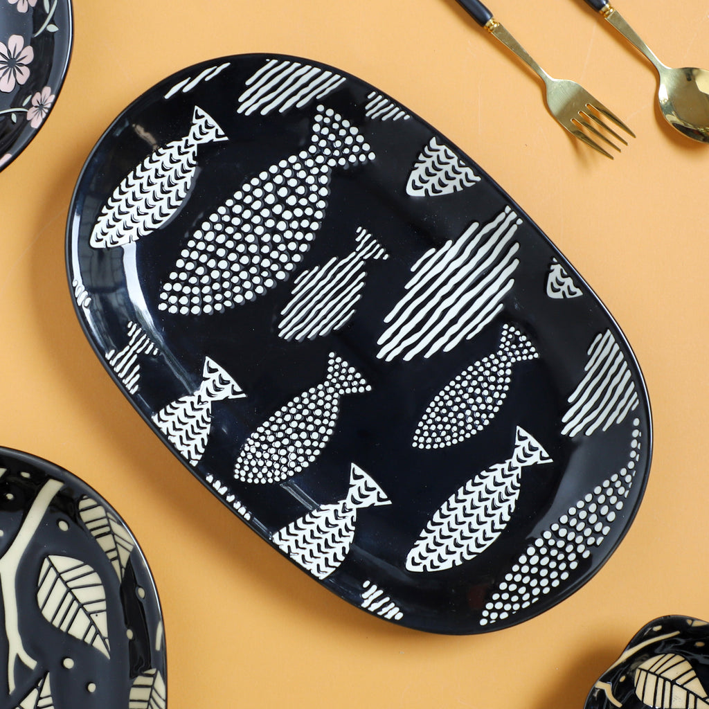 Oval Plates Black Nestasia