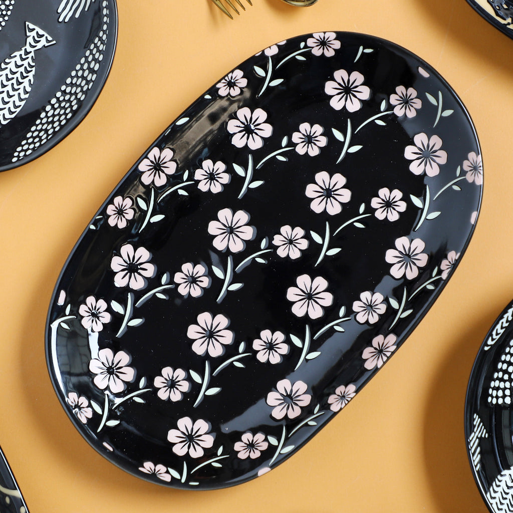 Oval Plates Black Nestasia
