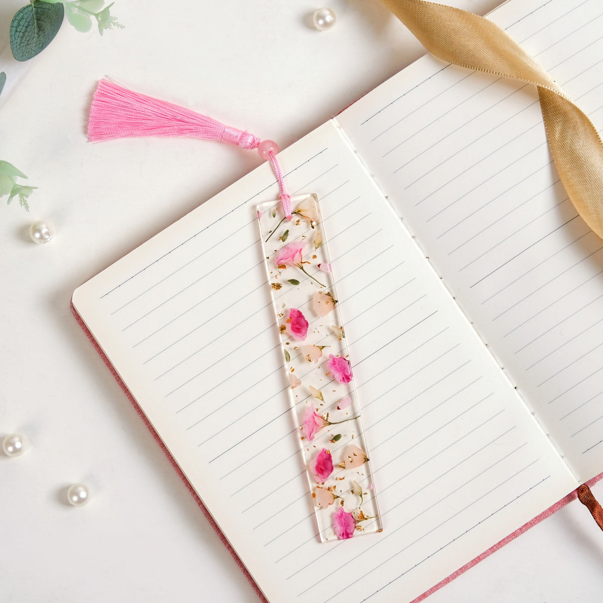 Garden Rose Resin Page Marker With Pink Tassel Nestasia