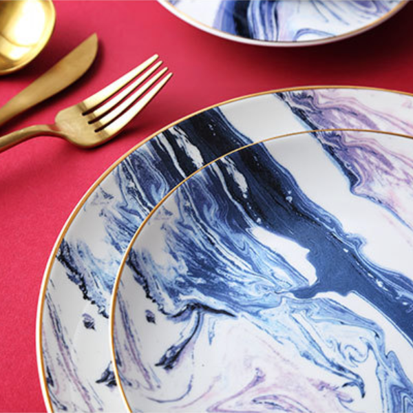 Painted plate Nestasia