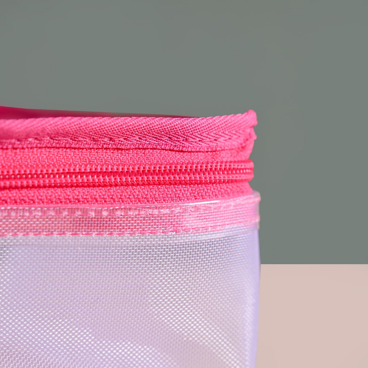 Pair Of Wardrobe Organisers With Zipper In Pink Nestasia