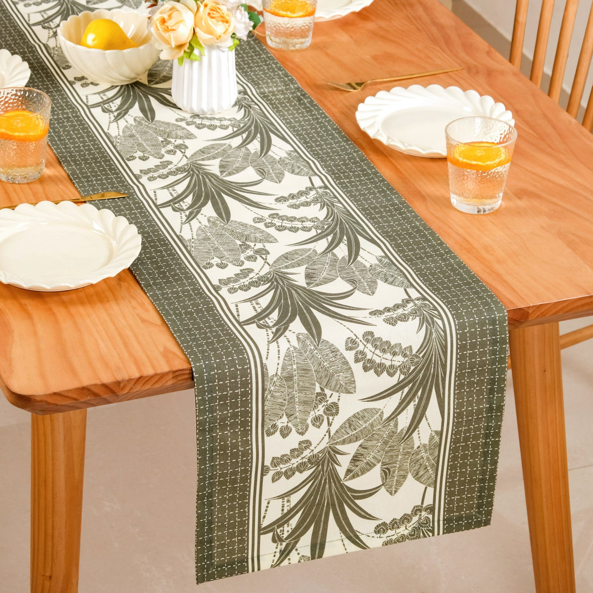 Palm Grove Water Resistant 8 Seater Runner 264x35cm Nestasia