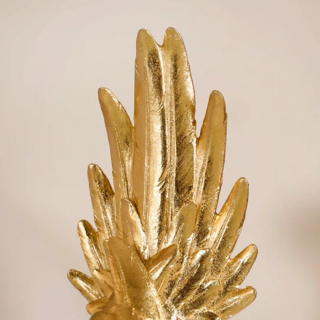 Elegant Macaw Showpiece Gold Nestasia