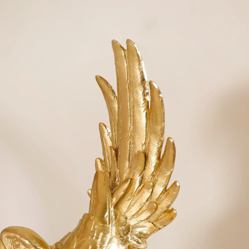 Elegant Macaw Showpiece Gold Nestasia