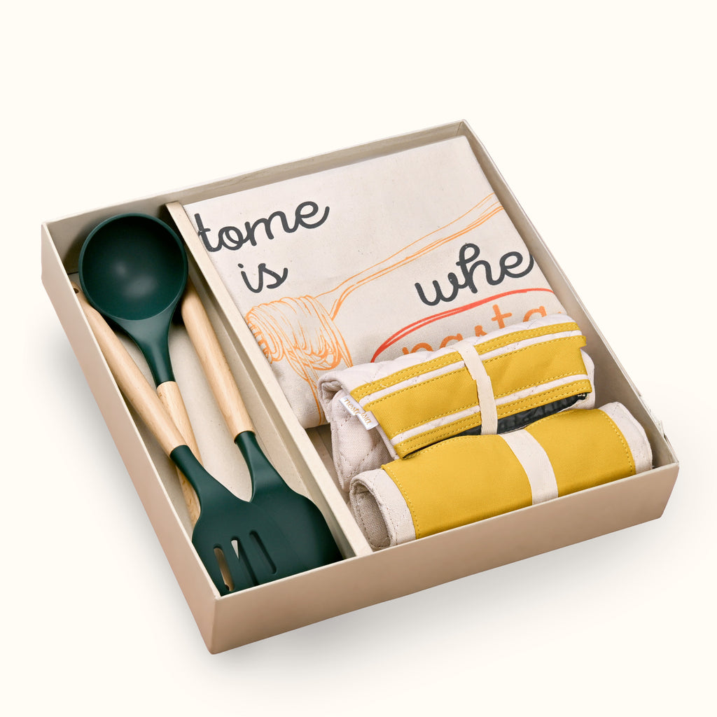 Pasta Lover Gift Hamper Box With Spatula Apron Trivet And Mitten Nestasia
