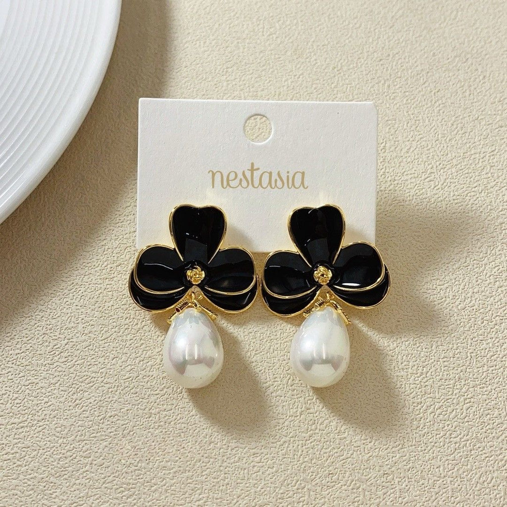 Black Pearl Drop Earrings Nestasia