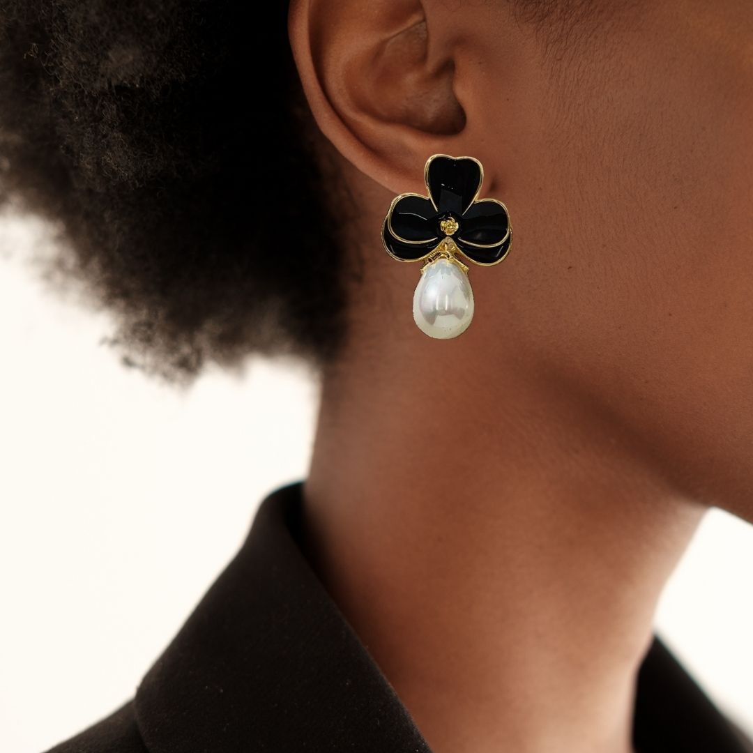 Black Pearl Drop Earrings Nestasia