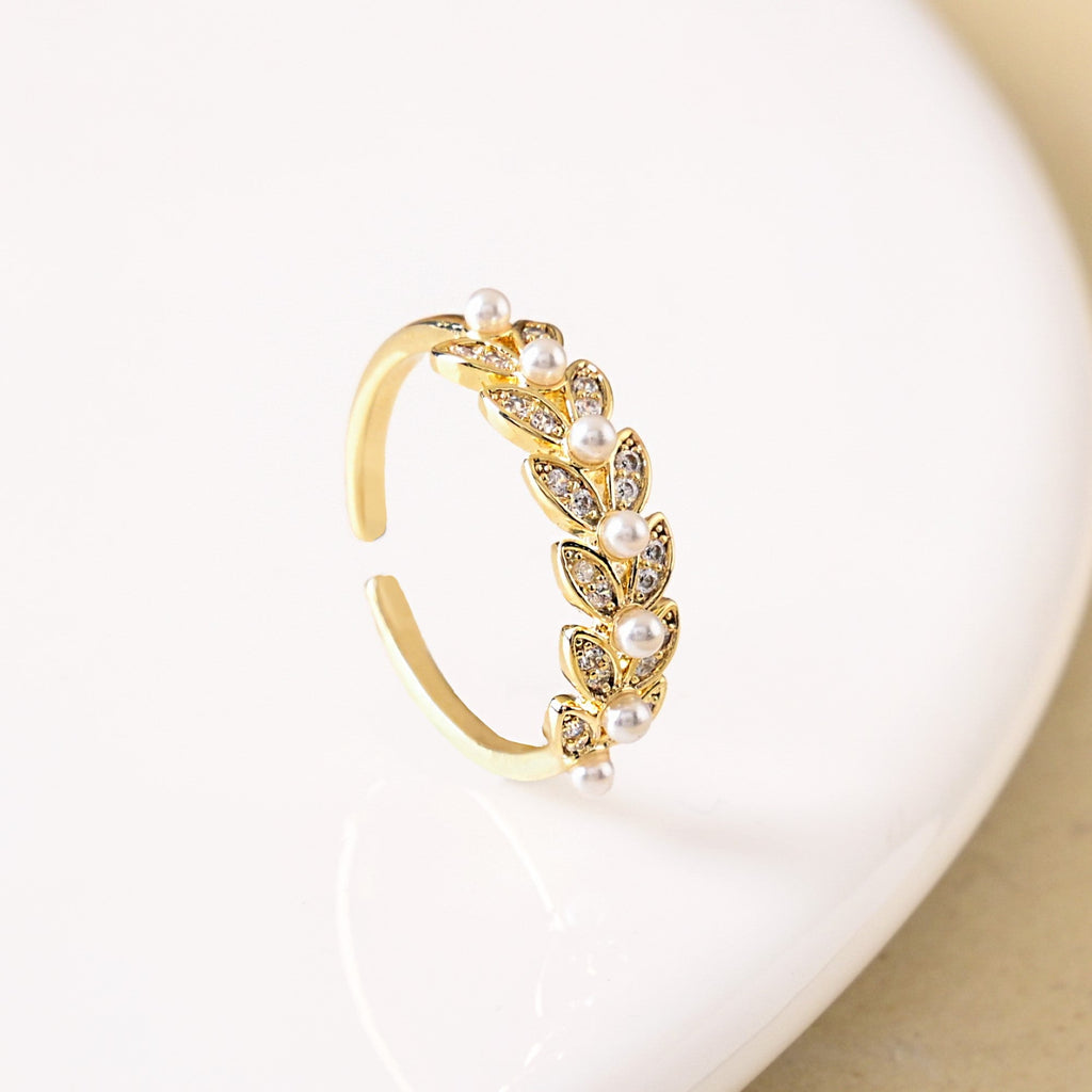 Pearly Leaves Golden Love Band Nestasia