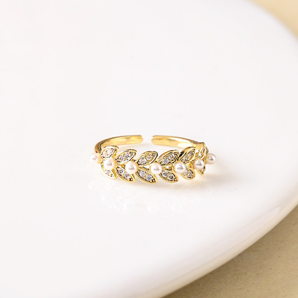 Pearly Leaves Golden Love Band Nestasia