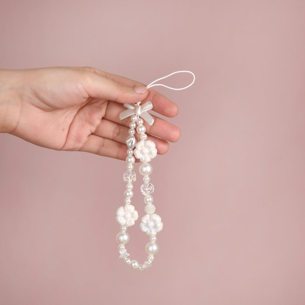Pearly White Blossoms Phone Lanyard Nestasia
