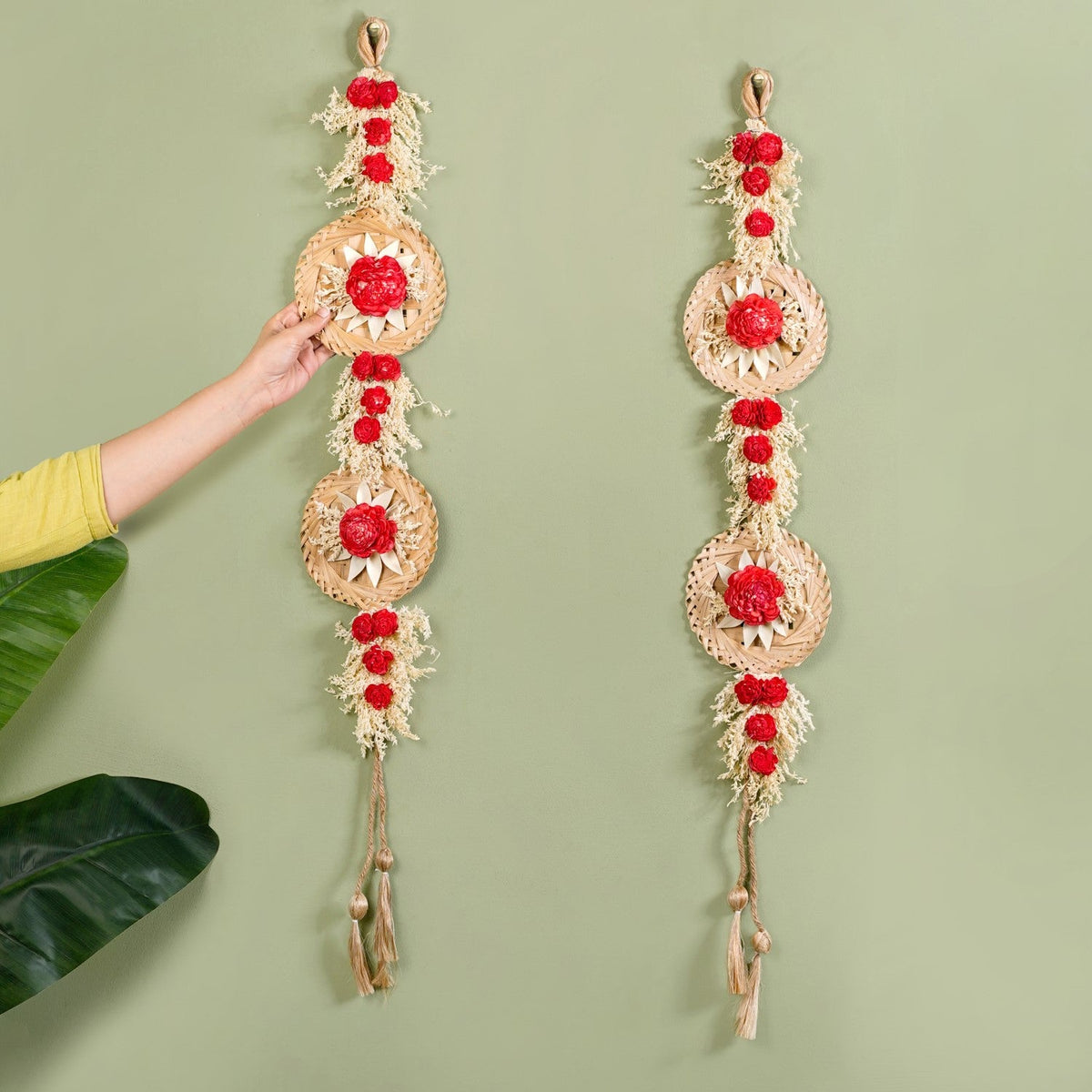 Organic Dried Flowers Wall Hanging Red Set Of 2 Nestasia