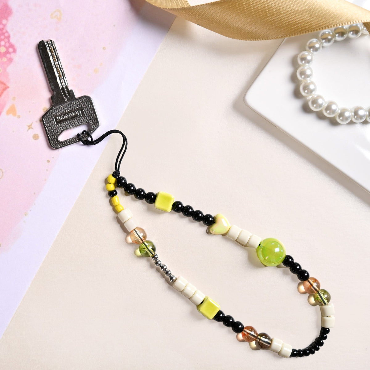 Lime Beam Phone Charm Nestasia