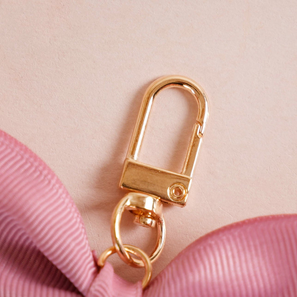 Pink Bow And Pearl Heart Cute Keychain Nestasia