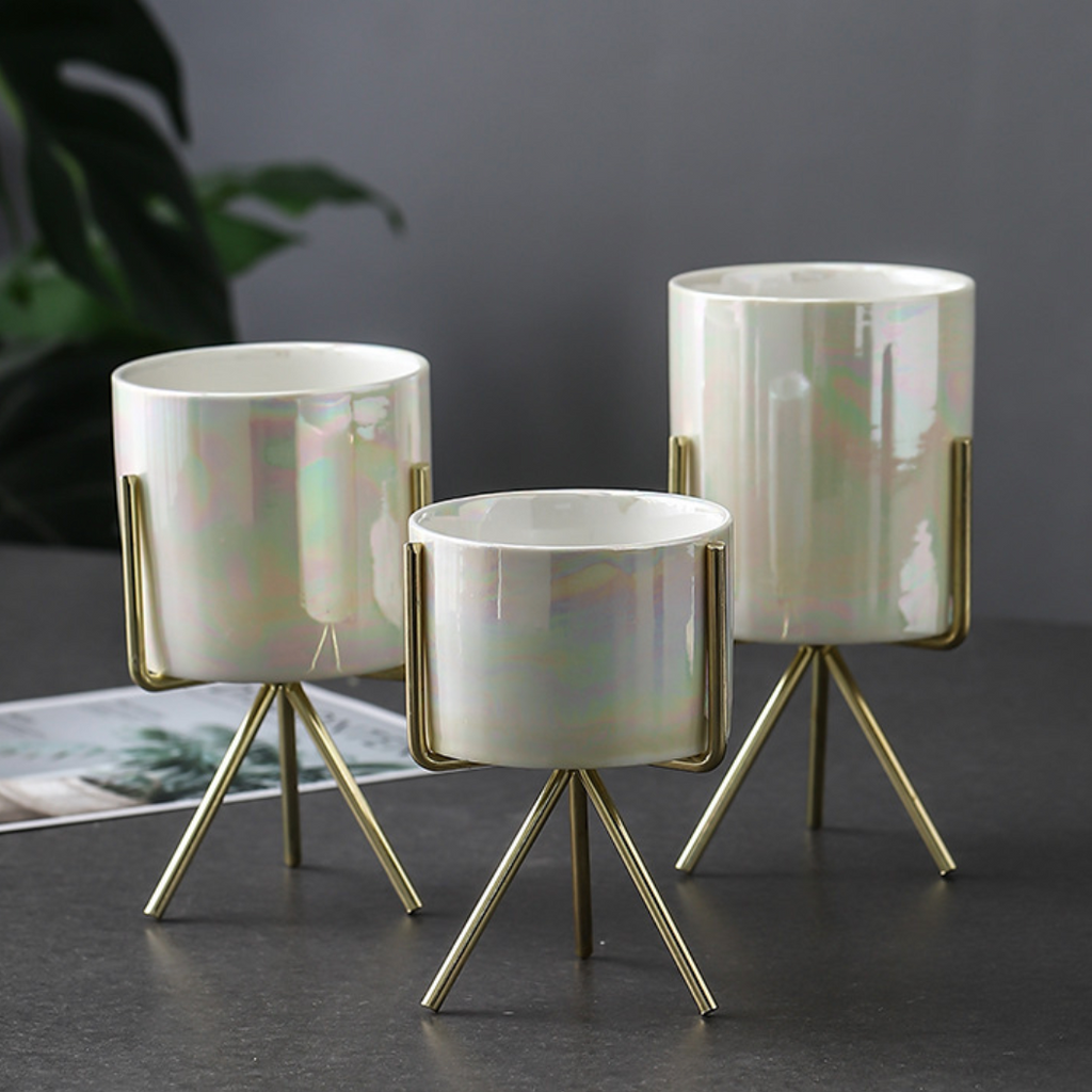 Planter With Stand Nestasia