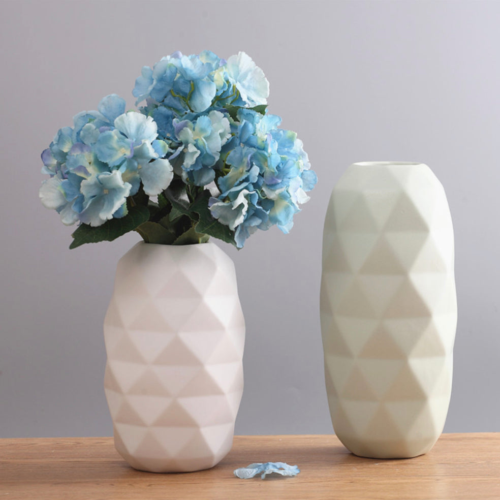 Plant Pot Nestasia