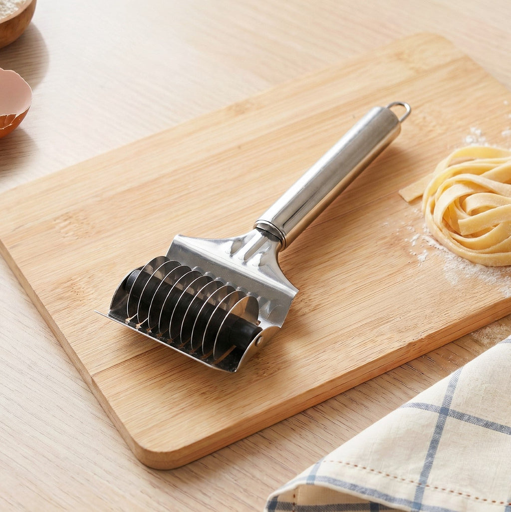 Rolling Spaghetti Cutter Nestasia