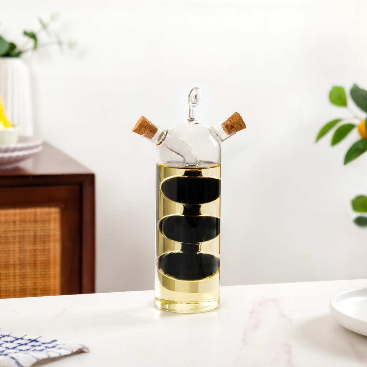 Borosilicate Cruet Bottle For Olive Oil And Balsamic Vinegar Nestasia