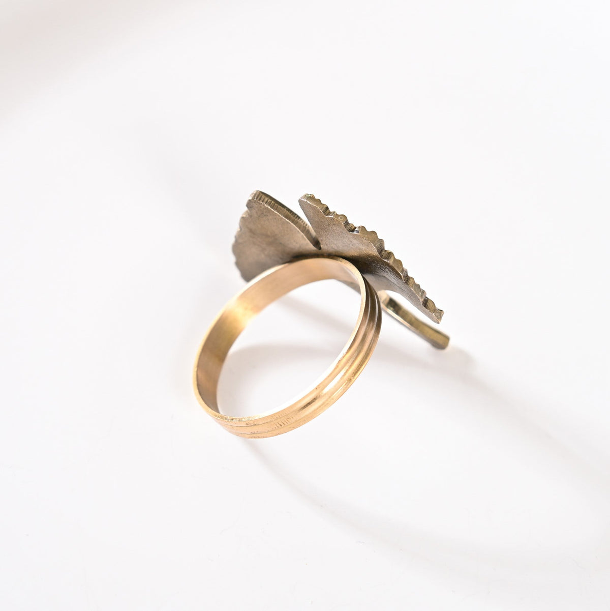 Gingko Leaf Napkin Ring In Pure Brass Set Of 6 Gold Nestasia