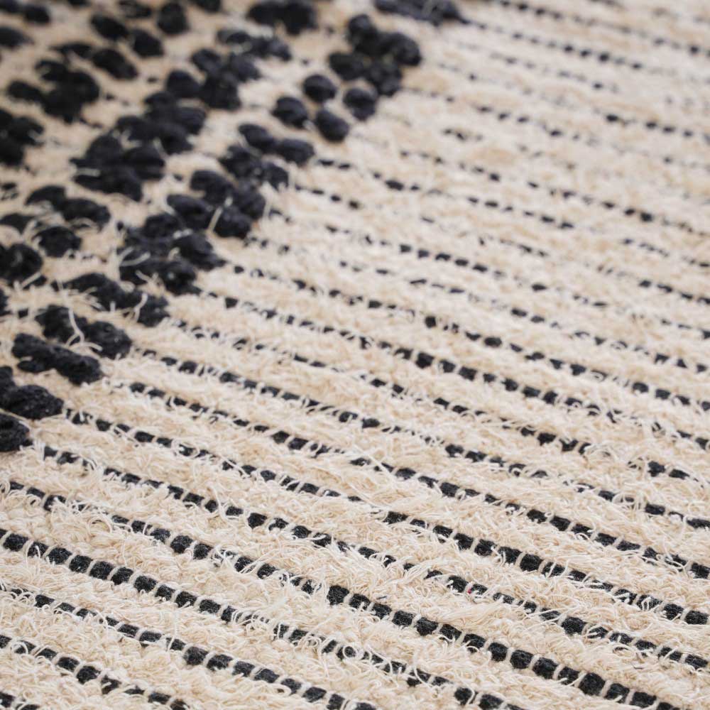 Black and Beige Hand Woven Carpet for Living Room Nestasia