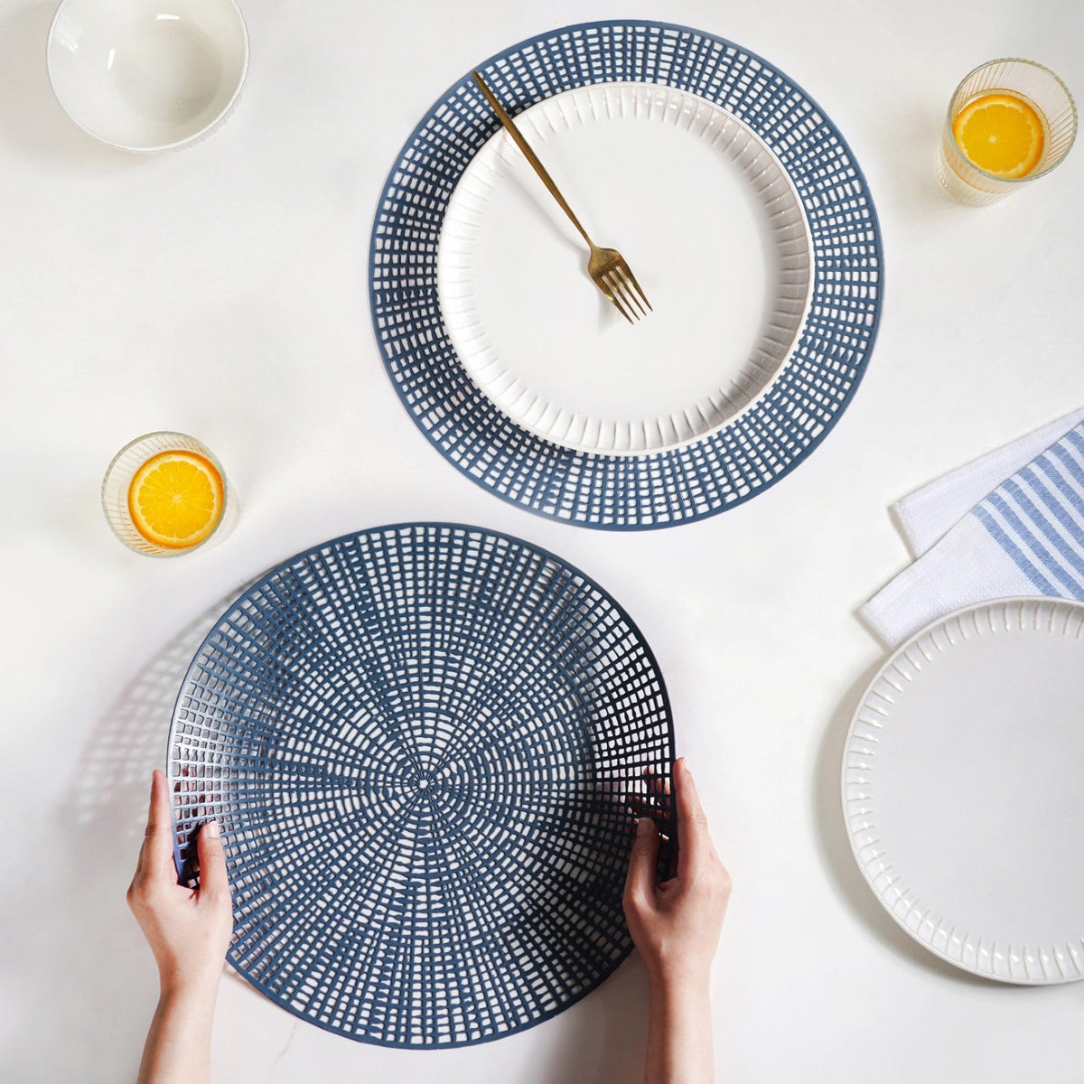 Radial Blue Web Placemat Set Of 6 Nestasia