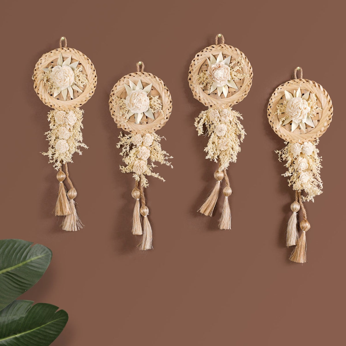 Organic White Petals Dried Flower Wall Decor Set Of 4 Nestasia