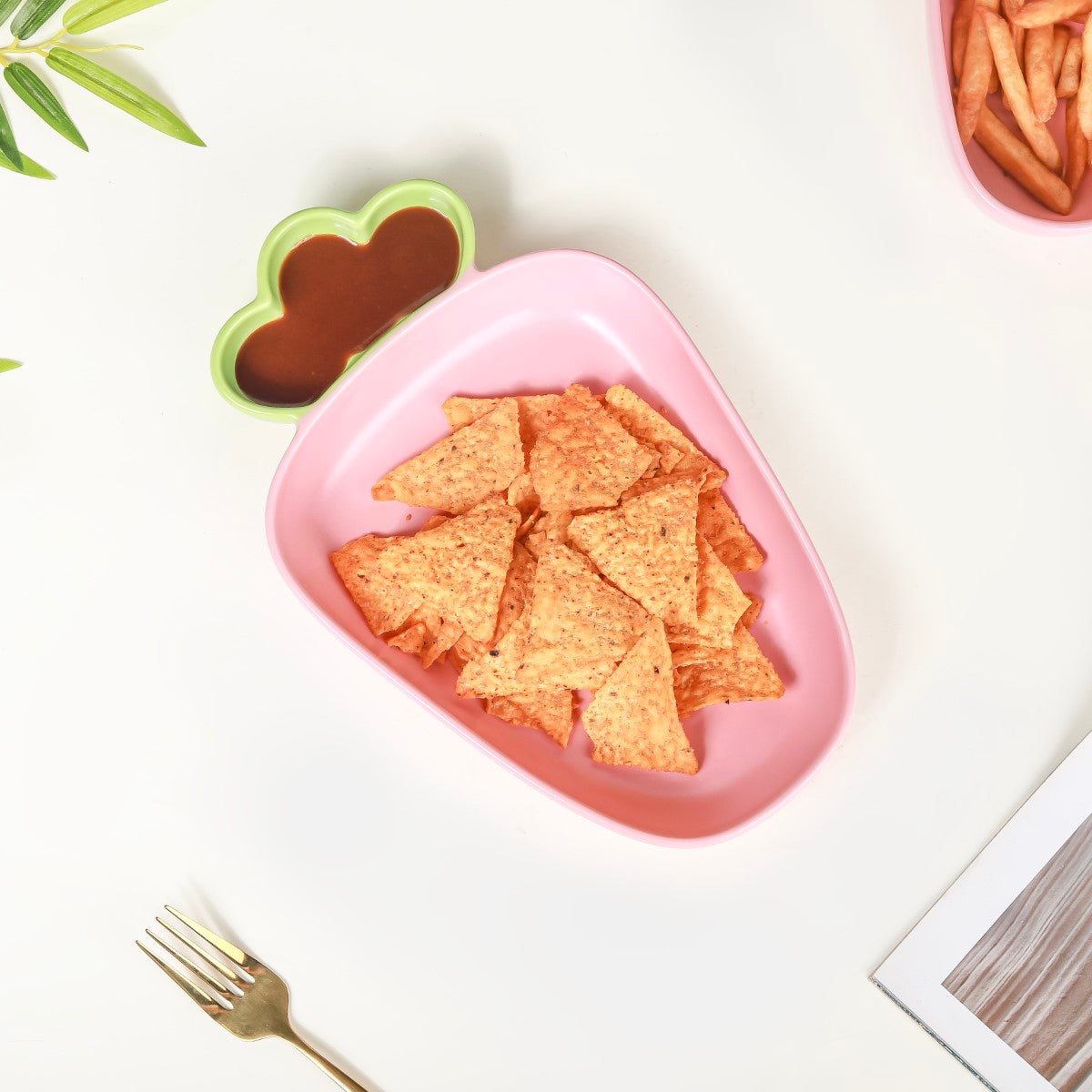 Ceramic Chip And Dip Platter Pink 550 ml Nestasia