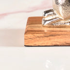 Reindeer By The Noel Tree Metal Decor Nestasia