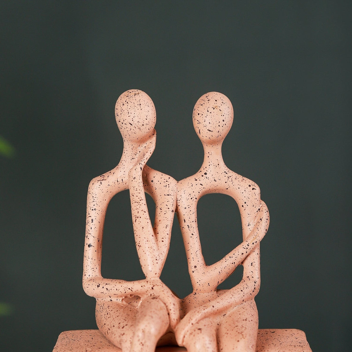 Couple On A Bench Showpiece Nestasia