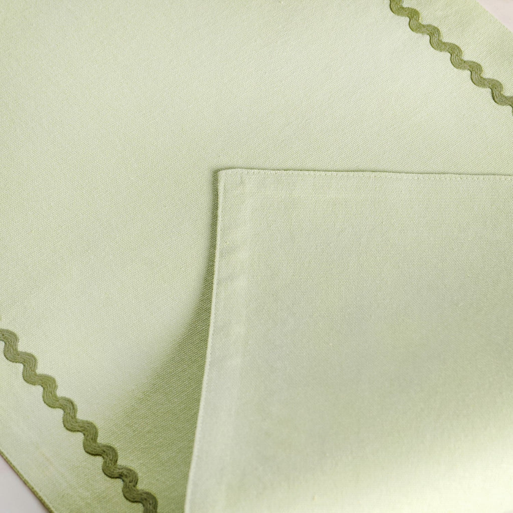 Isabelle 6 Seater Table Runner Green 183x36cm Nestasia