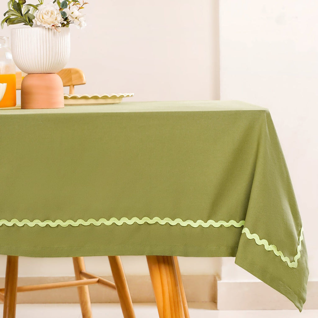 Isabelle Rick Rack Green 6 Seater Cotton Table Cloth 217x163cm Nestasia