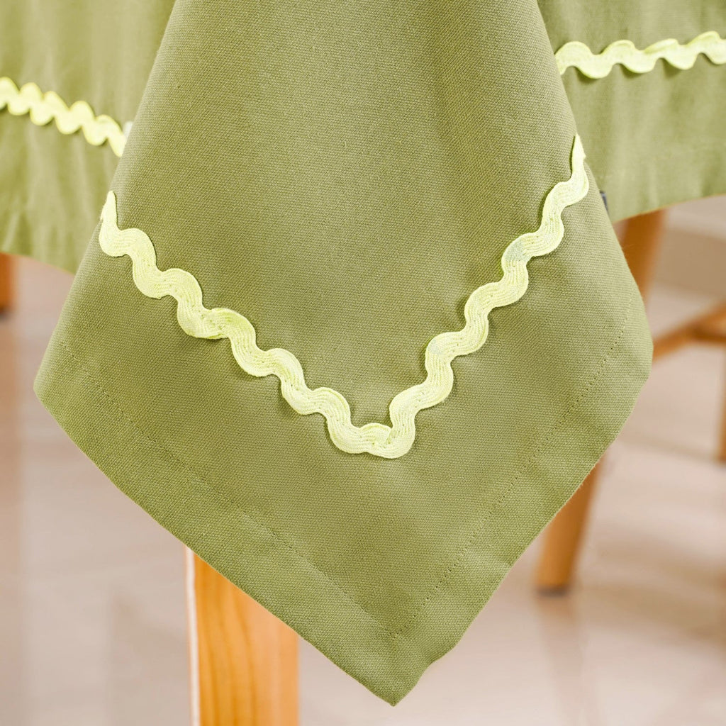 Isabelle Rick Rack Green 6 Seater Cotton Table Cloth 217x163cm Nestasia