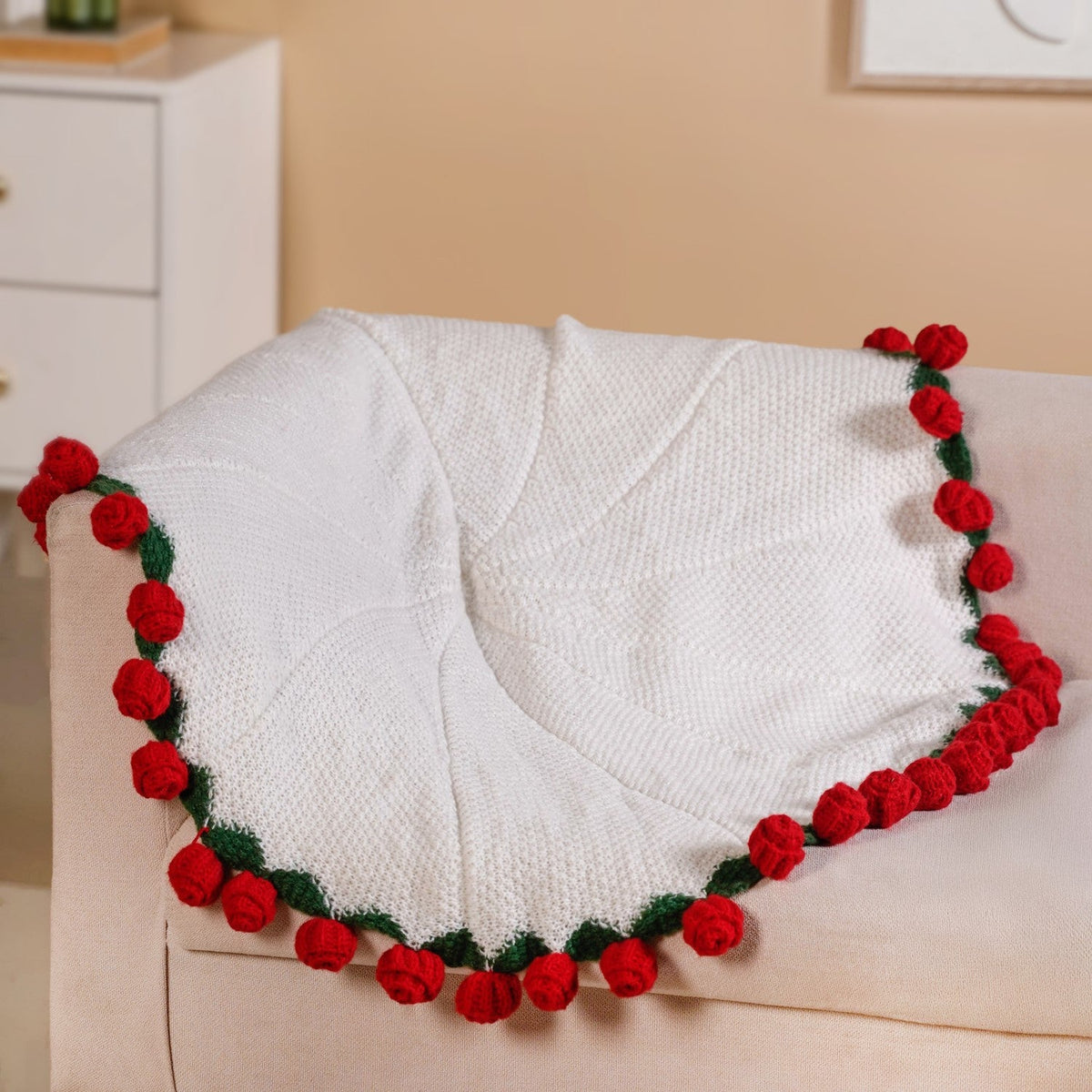 Rosetta Crochet Bouquet Throw Red 80cm Nestasia