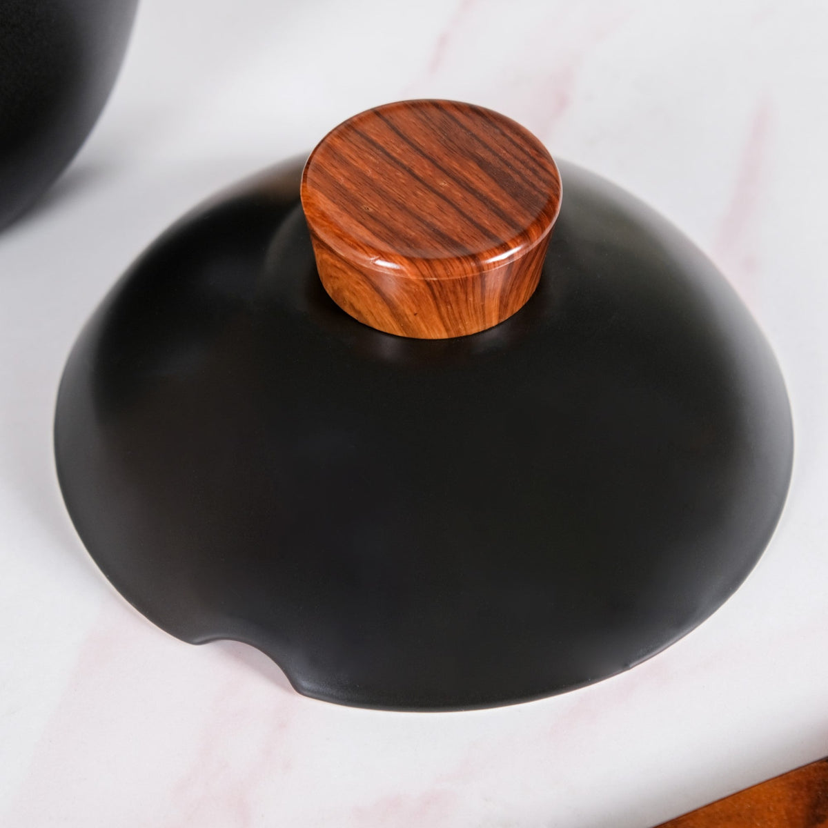 Claymist Black Cooking Pot With Lid 2800ml Nestasia
